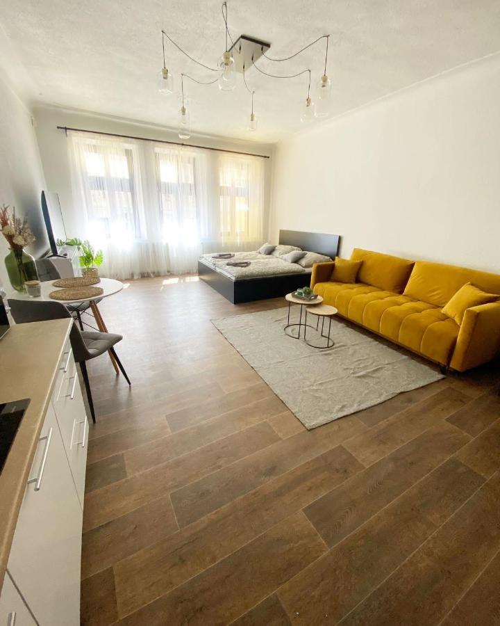 Kovarik Apartments I Оломоуц Екстер'єр фото
