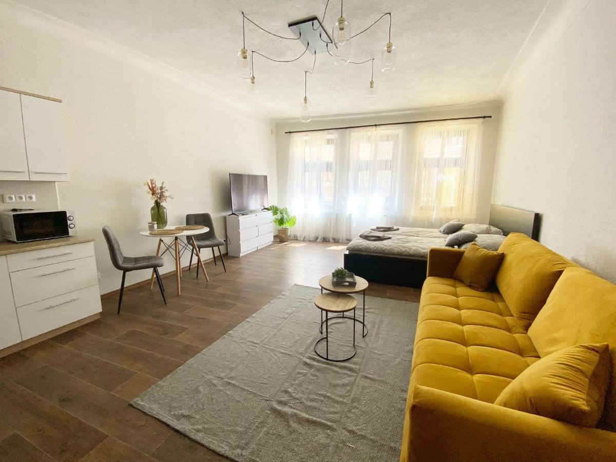 Kovarik Apartments I Оломоуц Екстер'єр фото
